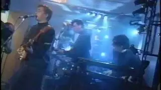 Nick Heyward sings Dr Robert on The Last Resort