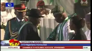 News@10: Jonathan Bestows National Honours On 313 Nigerians 290914 Pt.1