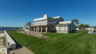 151 Wagstaff Lane, West Islip, NY 11795