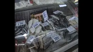 Prodaja ribe uoči Velikog petka na pijaci u Palanci