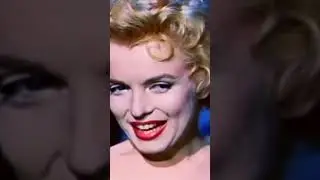 Marilyn Monroe Looking LOVELY in 