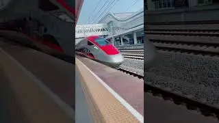 Naik woosh yoo