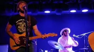 Old Lady live at Mercury Lounge - Bear Skin Rug (Live)