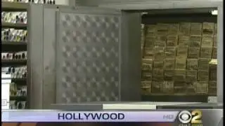 Profiles in History / Collectors Book Store Hollywood Memorabilia Auction (3)