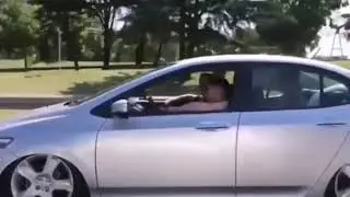LOS MEJORES AUTOS AL PISO