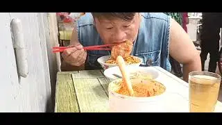 MAKAN MIE DANAU TOBA YG LEGENDARIS DAN PORSINYA JUMBO DI CIBADAK BANDUNG#handewjosschannel#kulinerba