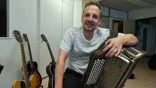 Julian von Fl&uuml;e Trio - neue CD &laquo;Alpine Folk&raquo; (Release:23. November 2024)