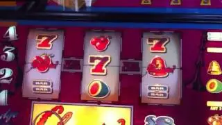 Cluedo by Maygay Fruit Machine 20p play &pound;8 token jackpot
