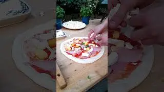 So macht man eine Pizza Hawaii #pizzalover #diy #homemade