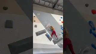 Glass Holds and Sparkly 🙃🤩 #bouldering #climbing #climb #indoorclimbing