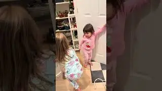 Beb&ecirc; Sarah sumiu, cad&ecirc; ela? 🤷🏻&zwj;♂️