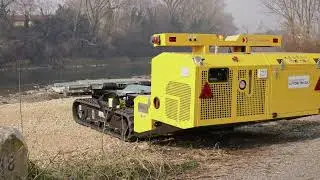 Tracked machines company - Towing