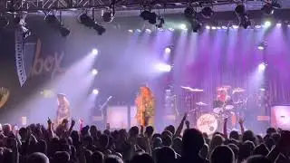 The Darkness - March 18, 2022 at the Showbox in Seattle, WA - I Believe In A thing Called Love