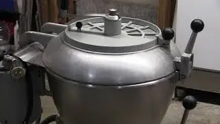 Removing a stuck Hobart VCM 40 or 25 cutter mixer attachment