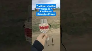 Visit&eacute; La Tradici&oacute;n Checa Que Mezcla Senderismo y Vino Joven | Burč&aacute;kov&yacute; Pochod