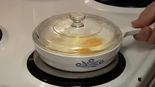 How to Cook Eggs in a Corning Ware Menuette Pan