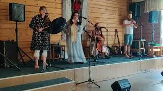 Intuitiivinen musiikkiesitys Heinlammin kyläntalolla 25.5-24 (osa 2) 💜✨