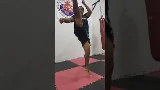 Jumping Switch kick,#kempo #mma #ufc #subscribe #youtubeshorts #shorts #shortvideo #short .