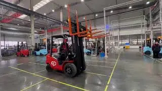 Forklift accessories, single and double pallet forks