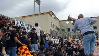 Oltre la rivalit&agrave; .... L'omaggio della Curva Sud Del Messina a Giacinto Romondia tifoso del Foggia