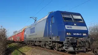 BR 145 054-3 von RBH mit Autozug
