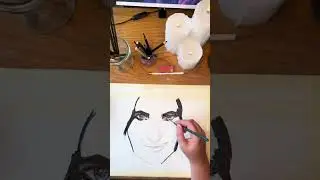 After focusing on charcoal drawing for months (I really need to share more of those) I&rsquo;ve been