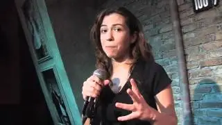 How to Use a Microphone in a Stand up Comedy
