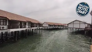 Alpine Private Unit Premium Room Water Chalet | Port Dickson, Malaysia | Hotel Review ⭐