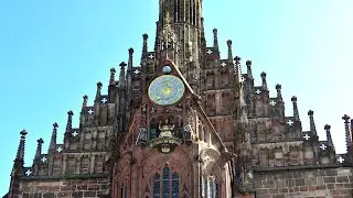 フラウエン教会仕掛け時計・於ニュルンベルク