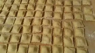 I Ravioli, come si preparano facilmente,Ricetta fatti in casa, 96 ravioli  pronti in 5 minuti