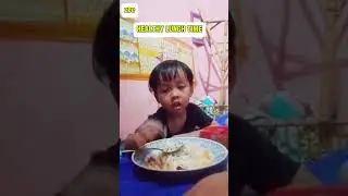 Toddler Mukbang: Yummy Eggs & Fresh Vegetables!