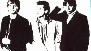 SCREEN TEST- Hey Miss Betty (live)