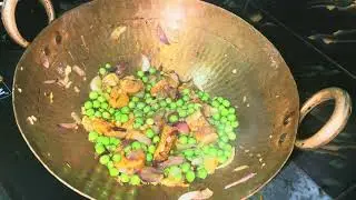 aaisa kya daala aaj phulaav m jo sbko itna tasty lga 😋🧐