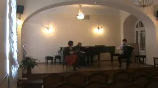 A Piazzolla.  Violentango. W zespole: Anton Antsipau, Veronika Stankevich, Irina Rożkowa.