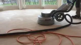 Pallmann spider. Slibning af sildebens egeparket