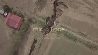 STOCK VIDEO - Enormous Crack in Suswa, Kenya