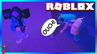 SHE GLITCHED ME INTO THE GLASS!! (Roblox Flee The Facility)