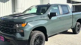 Chevrolet Silverado 1500 Custom Trail Boss 2026 года