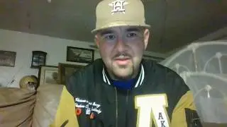 Broke ass men asking women for money  2/9/2019
