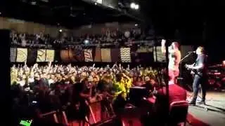Lethal Dialect and Damo Dempsey Jump Around Christmas 2014