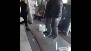 Glass strength test