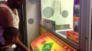 Giant Claw Machine Win & More Games At Rehoboth Beach