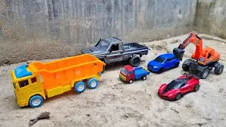 Tata Mini Ace truck and pickup pulling auto rickshaw rescue mission ,Rc range rover and Lamborghini 