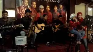 Aulia sing at adelia cafe n resto Bojonegoro