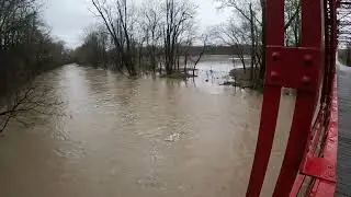 South East Hancock county Indiana , Big Blue River and 6 mile creek flooding Saturday morning.