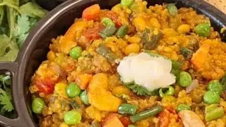 मकर संक्रांति स्पेशल वेजिटेबल खिचड़ी।How to make vegetables khichadi.