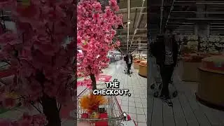🌸 When shopping carts turn into gardens 🛒