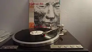 VICTOR (JVC) QL-Y44F playing ALPHAVILLE 