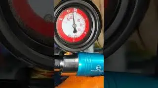 Прокачать тормоза можно одному без помощника