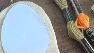 Making Easter felt egg ornament